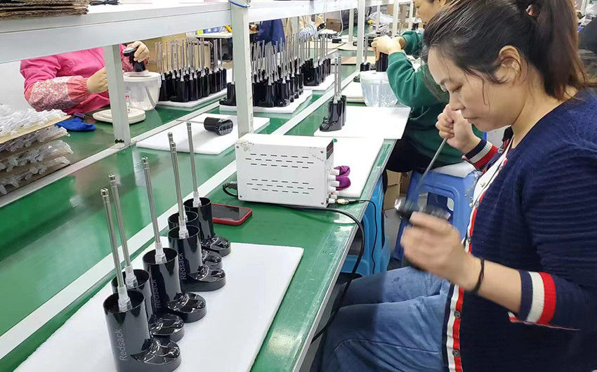 Shenzhen Xiaohongbao Technology Co., Ltd. línea de producción del fabricante